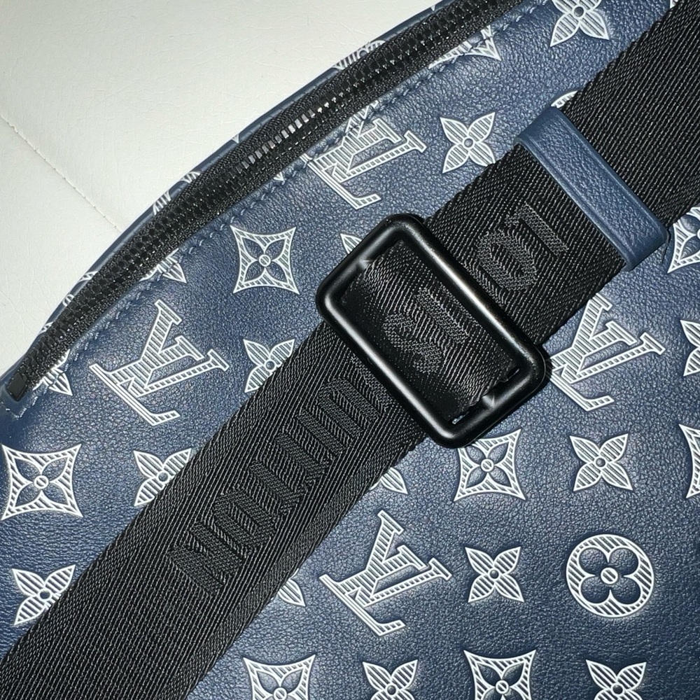 Louis Vuitton Slate Blue Monogram Sling Belt Bag with coin pouch - Picture 9 of 14